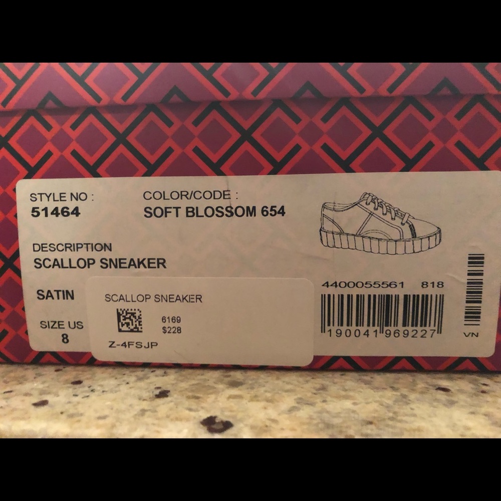 ❌SOLD❌NIB TORY BURCH Cotton/Silk Platform Scallop Shoes - Picture 13 of 13